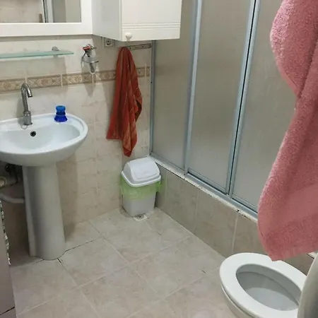 Centre Cosy 3 Bedroom Apt Apartamento Kusadasi
